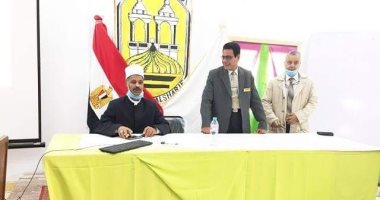 رئيس منطقة الإسكندرية الأزهرية يفتتح برامج تدريبية بمركز الخدمة والنشاط