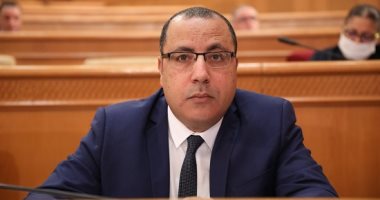 رئيس وزراء تونس يدعو رجال أعمال بلاده لدعم الاستثمارات التونسية بفرنسا