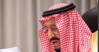 الملك سلمان يعزي أمير الكويت في وفاة الشيخ ناصر صباح الأحمد الجابر