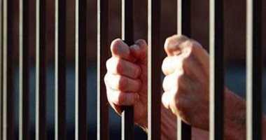 حبس شقيقتين وآخر لقتلهم سيدة بسبب اقتراض مبلغ مالى فى المنوفية