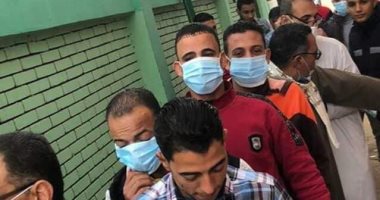 إقبال كبير على اللجان بجولة الإعادة لانتخابات مجلس النواب بالغربية.. صور