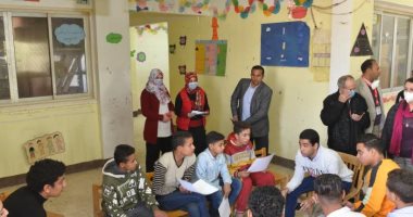تعرف على نتائج قافلة جامعة أسيوط فى اليوم الثانى بقرية عرب القداديح بأبنوب