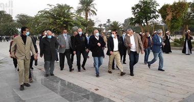 صور.. وصول قيادات محافظة الأقصر لمعابد الكرنك لحضور احتفالية ظهور الشمس على قدس الأقداس