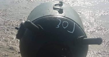 الجيش اليمنى يعثر على ألغام بحرية زرعها الحوثيون فى البحر الأحمر.. صور