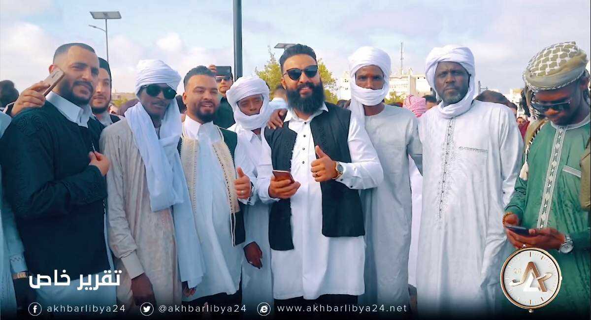 بالفيديو | تجمع شباب بنغازي بالزي الوطني