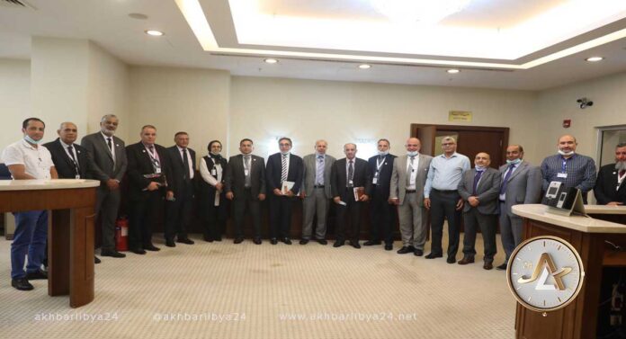 اجتماع تقابلي بين معهد النفط الليبي وإدارة شركة الواحة