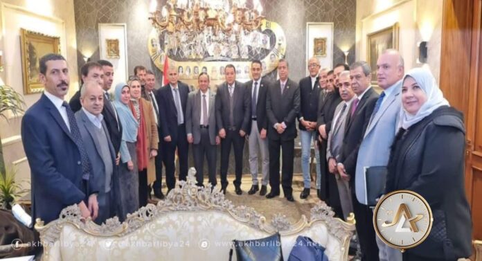 5 اتفاقات بين ليبيا ومصر حول دخول البضائع والسيارات بين البلدين