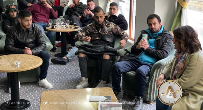 المنقوش تلتقي بأفراد الجالية الليبية بأوكرانيا بعد إجلائهم إلى سلوفاكيا